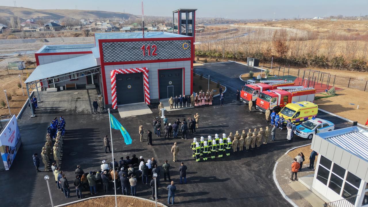 1765028096273502.jpg 1000516840.jpg