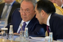 Назарбаев пен Сағынтаевтың билеп жүрген видеосы жарияланды