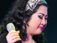 Мақпал Жүнісова өнерде жолын кім кескенін айтты