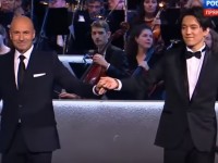 Қазақ азаматы Ресейде ән салған Димаш Құдайбергеновты қатаң сынға алды