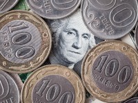 Келесі жылы  доллар бағамы 400 теңгеге жетуі мүмкін