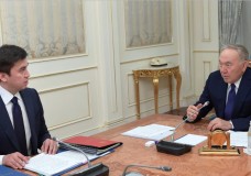Нұрсұлтан Назарбаев Шымкент қаласының әкімі Ғабидолла Әбдірахымовты қабылдады