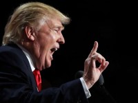 Трамп АҚШ президенттерінің дәстүрін бұзғаны үшін жауап берді