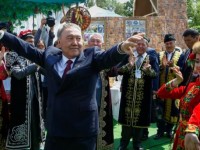 Назарбаев халықтың ертең емес, бүгін бақытты болғанын қалайтынын айтты