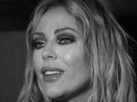 Шенеуніктер әншіні жерлеу үшін туыстарынан 1 млн. 300 мың талап етті