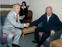 Қазақстанда қос өкімет орнап жатыр ма?