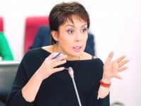 «Бәріміз салық төлеудеміз. Мемлекетте ақша бар» Аружан Саин әкімдерге кеңес берді