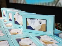 Мақтаралда оқушыларға 110 планшет тарту етілді