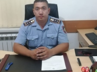 Түркістан облысында ювеналды полиция инспекторы көшеде жүрген балаларды ата-аналарына табыстады
