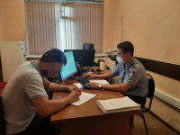 Түркістан облысының полицейлері тұрғынның алтын жүзігін ашық түрде жымқырған күдікті азаматты анықта