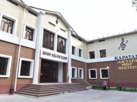 Жас ақындар арасында республикалық «Күміс қалам» поэзиялық кеші басталды