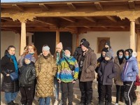 Кәсіби гид-экскурсоводтар туристерге тегін қызмет көрсетеді