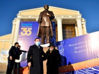 Шымкентте Жұмат Шанинге ескерткіш ашылды