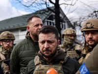 Қырылған халқын көрген Зеленский көзіне жас алып жылап қалды