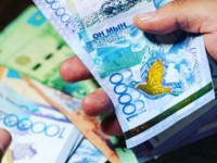 Полицейлер екі тұрғыннан 5 000 000-ға жуық ақша алып, алаяқтық жасаған күдікті әйелді ұстады