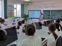 Оқушылардың ғылымға деген қызығушылықтарын ояту басты назарда