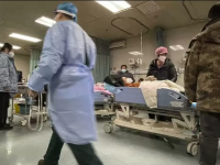 Қытайда коронавирус жұқтырғандарды бір орталықта оқшаулап ұстау тоқтатылды