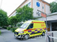 Алматыда көпқабатты үйдегі өрттен кейін 16 бала ауруханаға жеткізілді