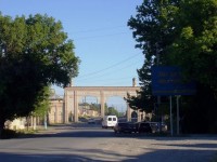 Сайрам тарихи деректерде қалай аталады?