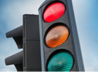 Елімізде бағдаршамның сары түсі жанған кезде жолдан өтуге тыйым салынды