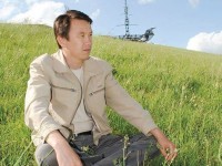 Бақытжан Алдияр: «Өлеңді түсімде жазып, өңімде қағазға түсіремін»