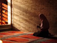 Әйелдің мешітте намаз оқуы дұрыс па?