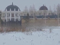 Астананың бас имамы 4 әйелі мен зәулім сарайы бар екенін жоққа шығарды