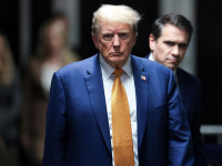 Трамп Қазақстанға Орталық Азиядағы ең жоғары кедендік баж салығын енгізді