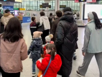 Ресейде ата-анасының қамқорлығынсыз қалған 16 бала Өзбекстанға қайтарылды