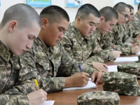 Елімізде сарбаздарға кредит беруге тыйым салу механизмі әзірленді